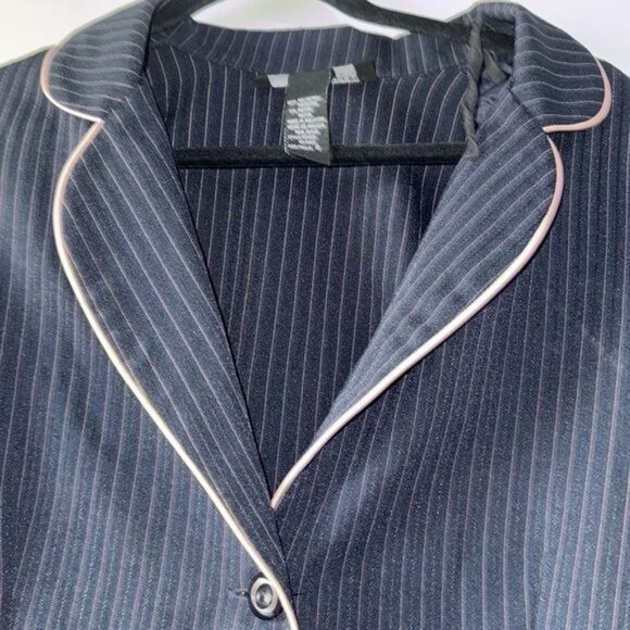 Sag Harbor Womens Pinstripe Blazer Jacket Size 12 Polyester/Rayon - Picture 2 of 7